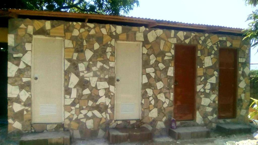 Traditional Filipino Transient House And Huts Near 100 Islands Wharf Alaminos Zewnętrze zdjęcie