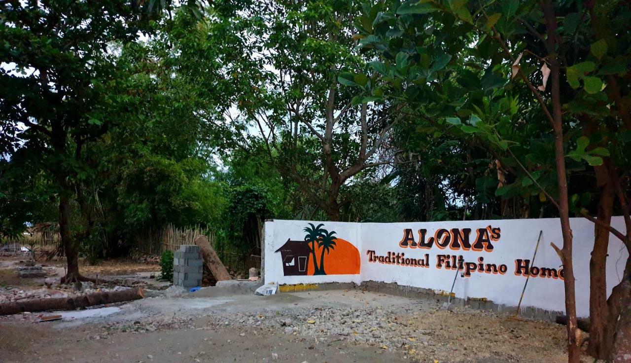 Traditional Filipino Transient House And Huts Near 100 Islands Wharf Alaminos Zewnętrze zdjęcie